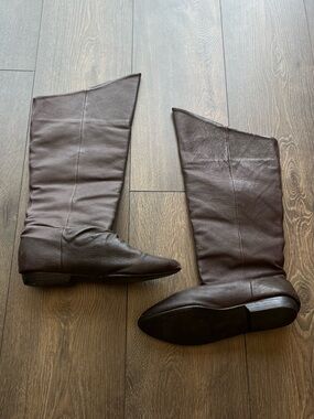 Classique Leather Boots